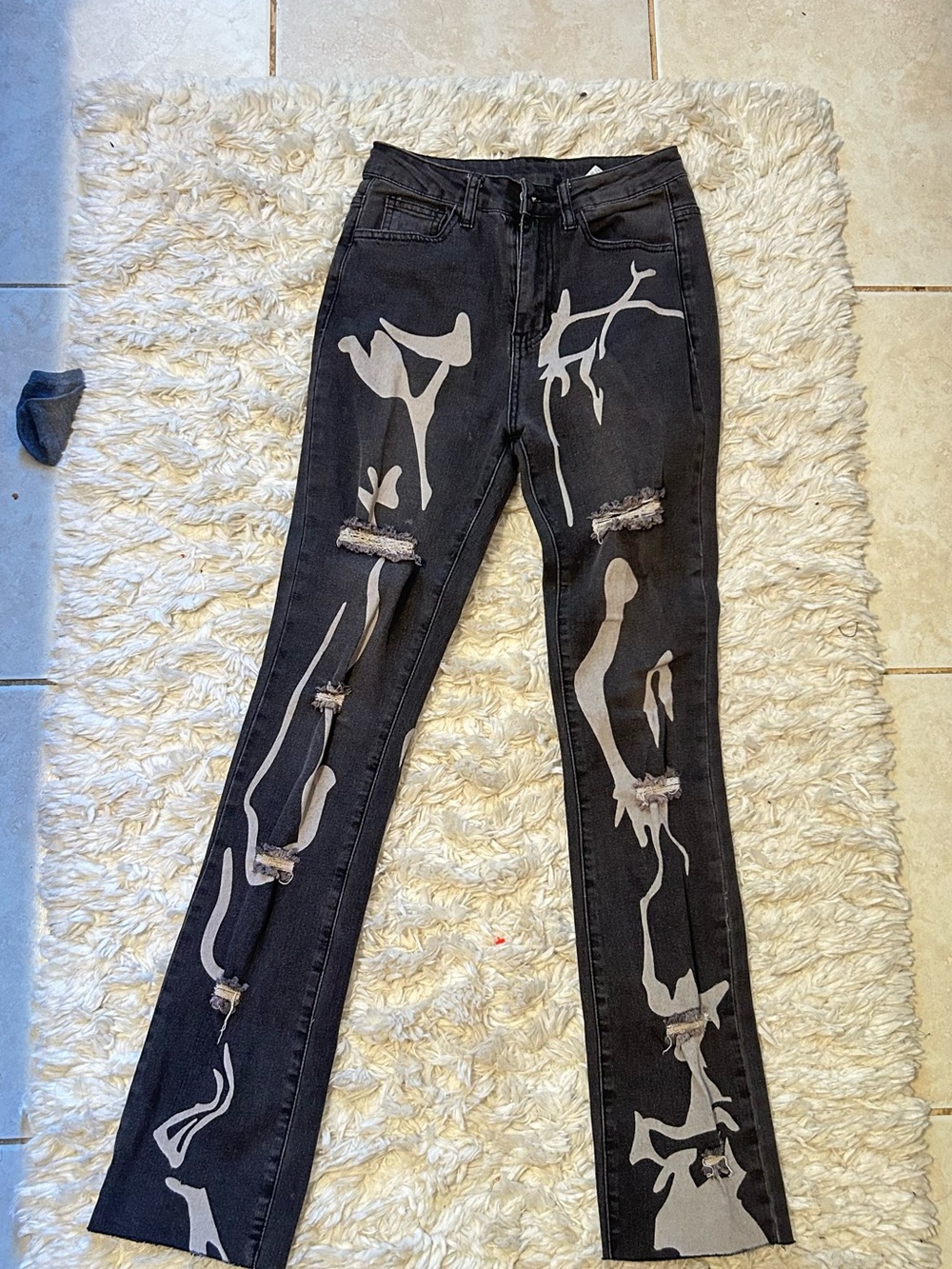 SHEIN Black Straight Leg Jeans with Light Gray Abstract Paint